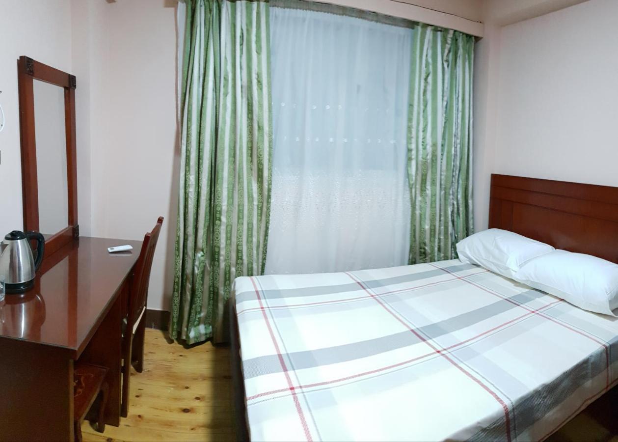 Aparthotel Caesar House Alessandria Esterno foto