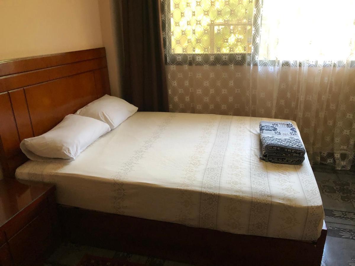 Aparthotel Caesar House Alessandria Esterno foto