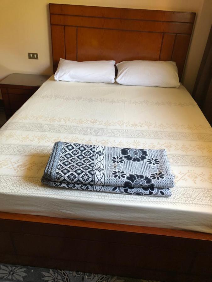 Aparthotel Caesar House Alessandria Esterno foto